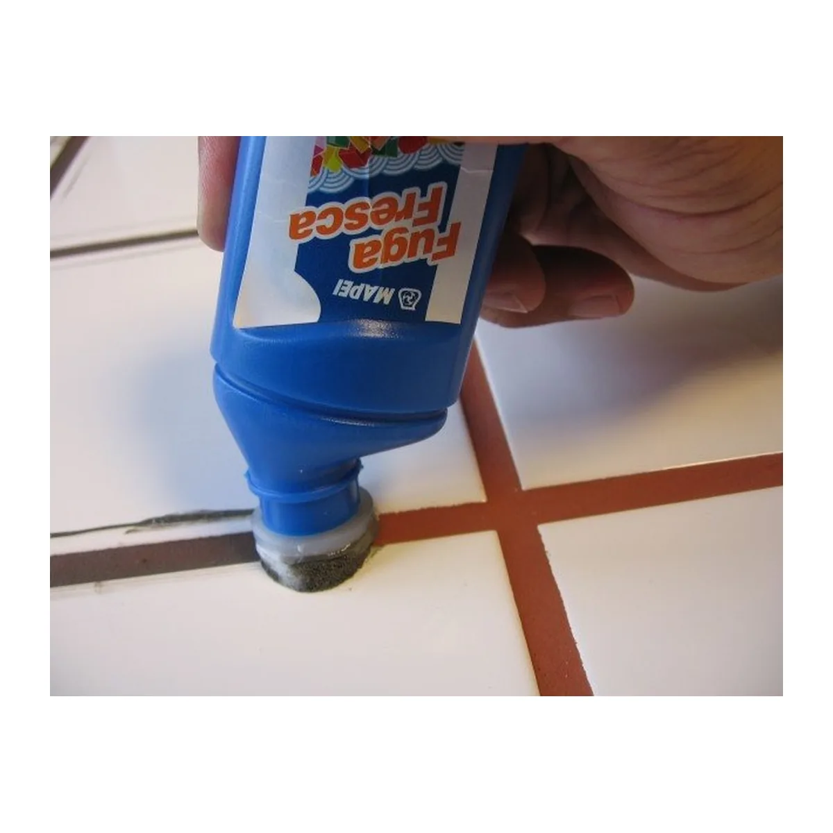 Mapei Ultracare Fuga Fresca fugafelújító festék 160 g és 1 kg – 3. kép
